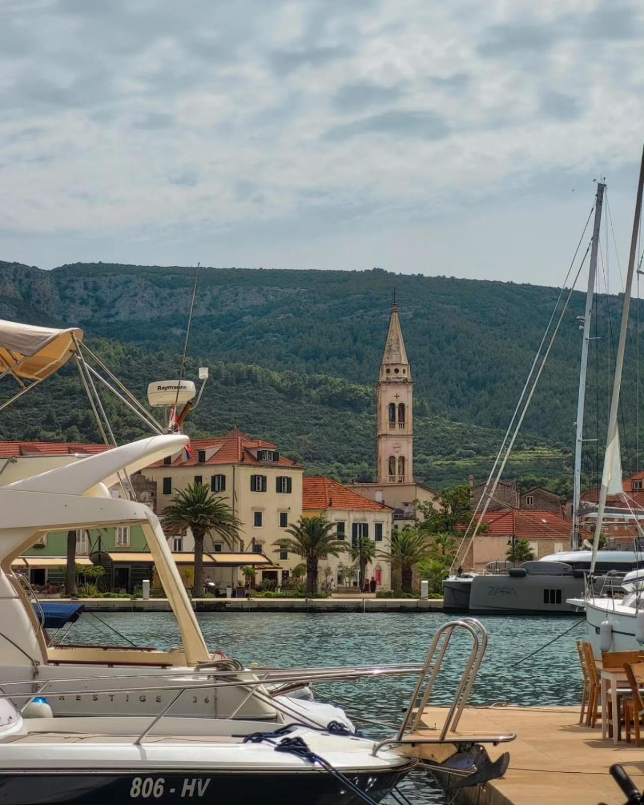 Sperka * Jelsa (Hvar)